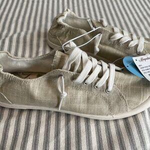 Margaritaville Women’s Shoes size 8